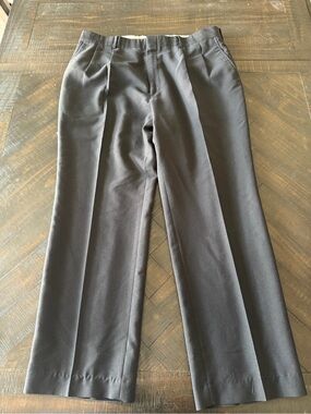 Arrow Men's Black Dress Pants - Pleated Front